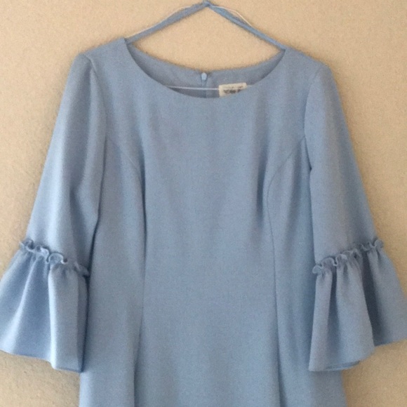 Dress - Picture 2 of 5